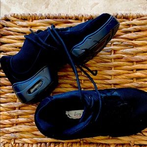 Very Fine Dance real sport shoes!